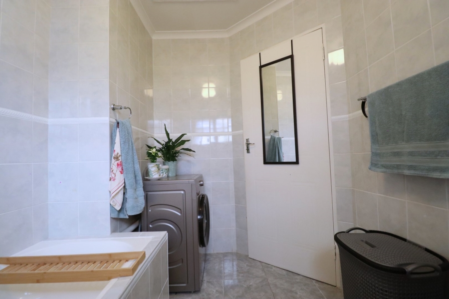 2 Bedroom Property for Sale in Lorraine Eastern Cape